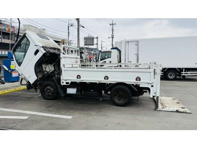 Mitsubishi Fuso Canter 8