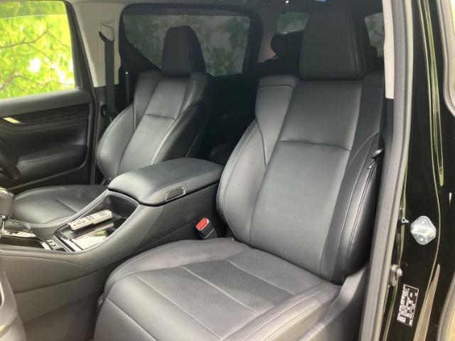 Toyota Alphard 9