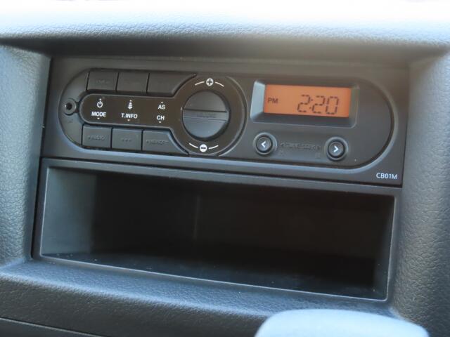 Nissan NV350 Caravan 5