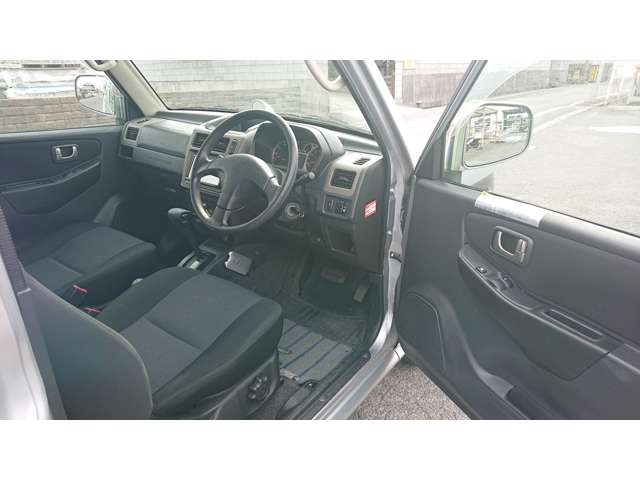 Mitsubishi Pajero Mini 11