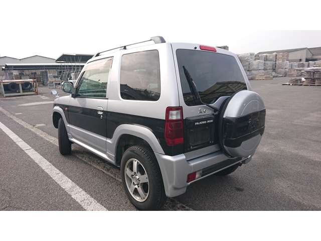 Mitsubishi Pajero Mini 6