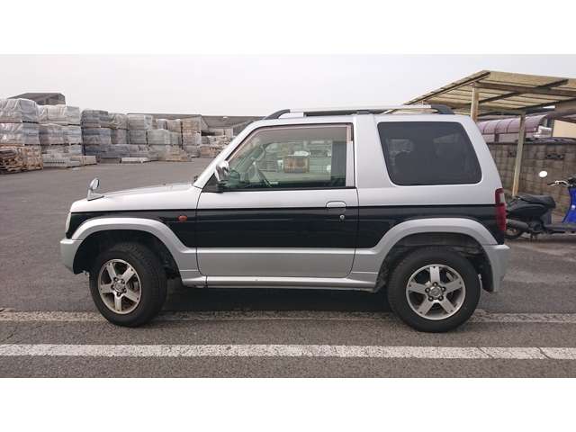 Mitsubishi Pajero Mini 7