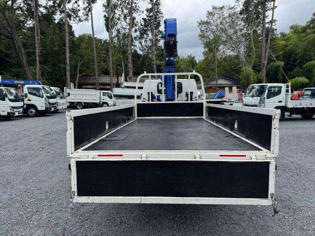 Isuzu Elf 11