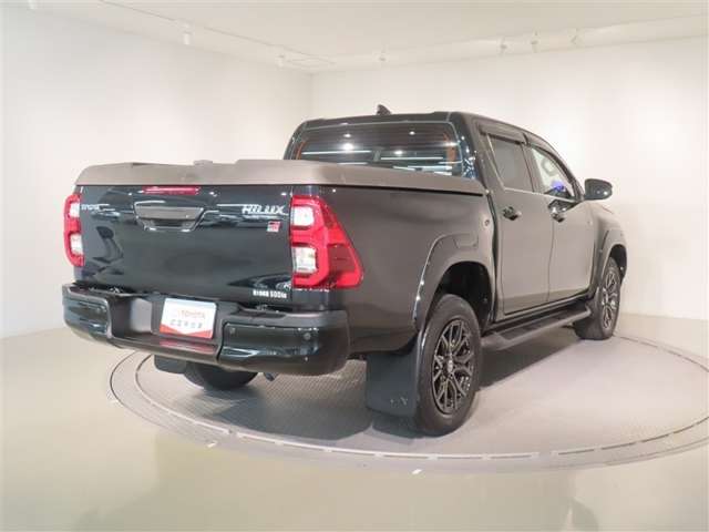 Toyota Hilux 3