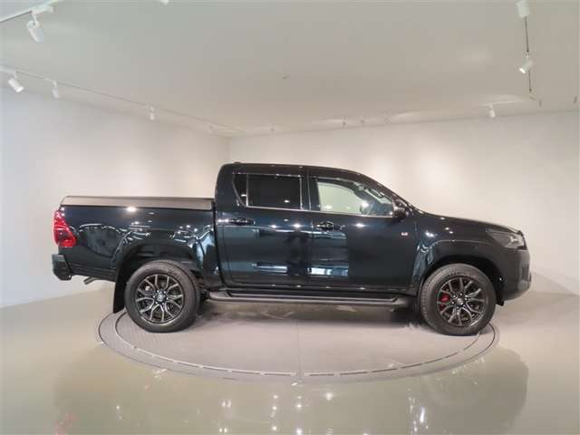 Toyota Hilux 4
