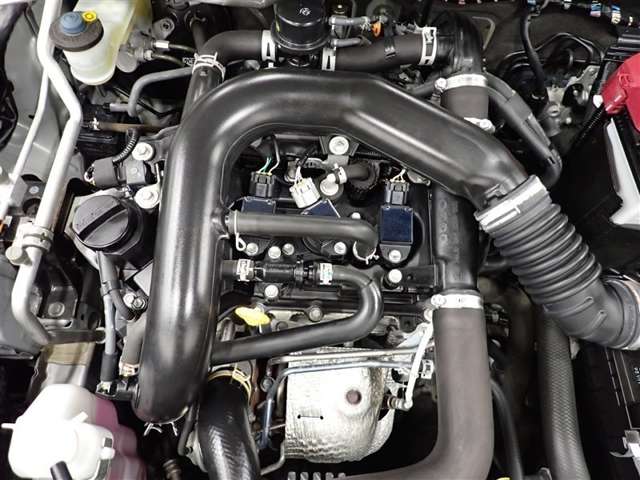 Daihatsu Rocky 6