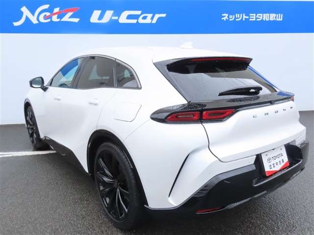 Toyota Crown Sport 12