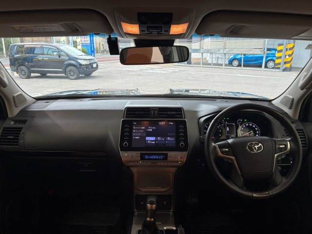 Toyota Land Cruiser Prado 2