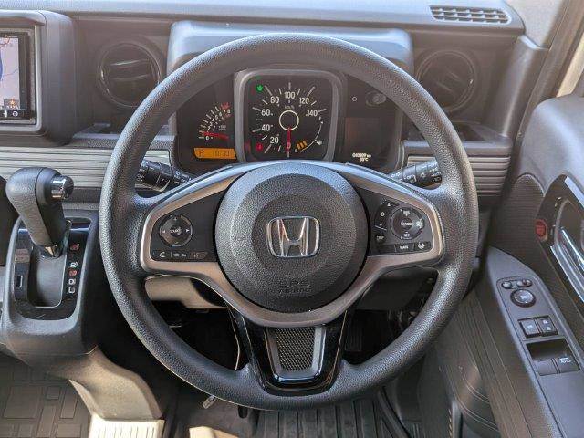 Honda N-VAN 12