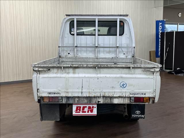 Toyota Toyoace 6