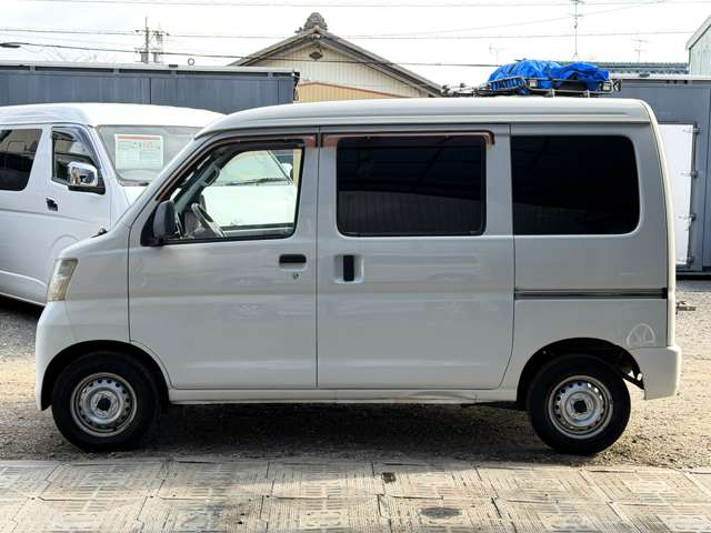 Daihatsu Hijet Cargo 9