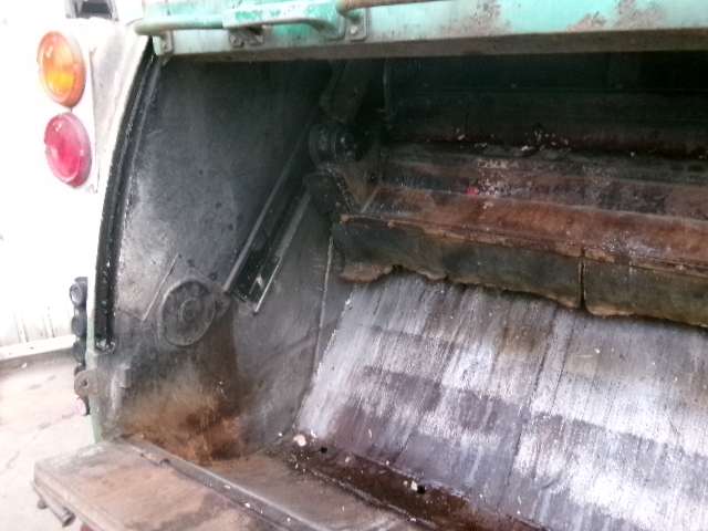 Isuzu Elf 11