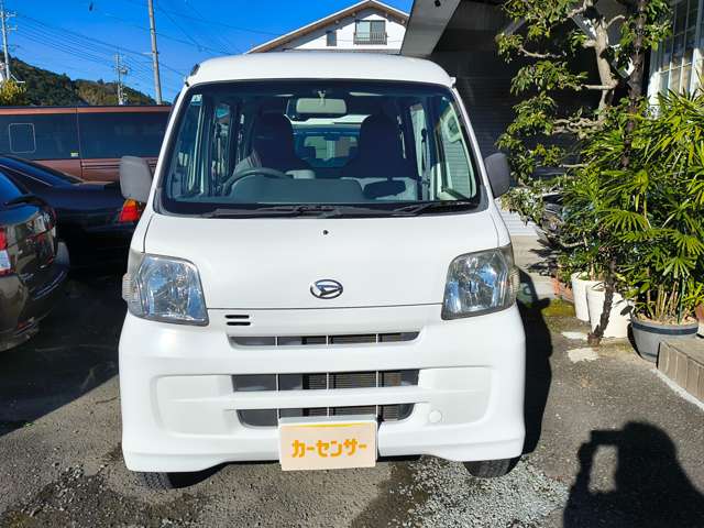 Daihatsu Hijet Cargo 2