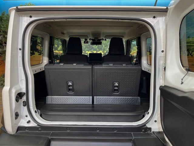 Suzuki Jimny Sierra 11