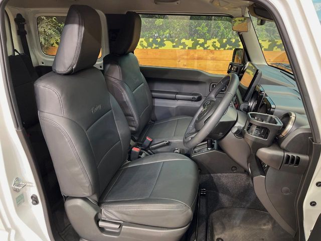 Suzuki Jimny Sierra 9