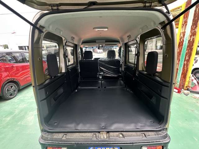 Daihatsu Atrai 12