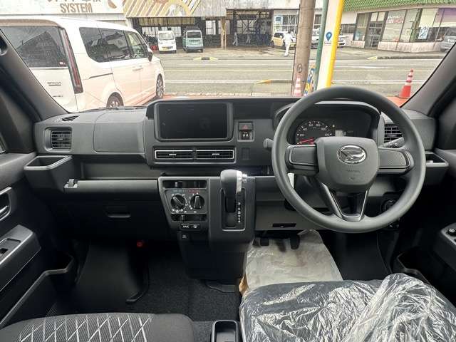 Daihatsu Atrai 8