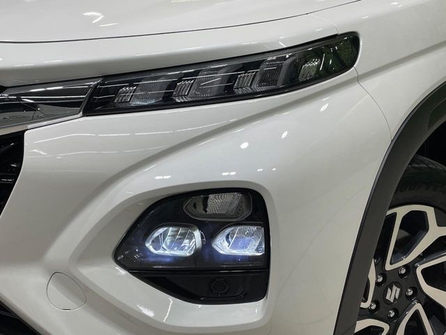 Suzuki Fronx 12