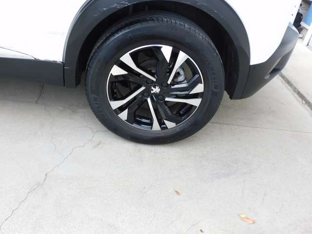 Peugeot SUV 2008 11