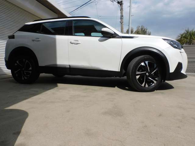 Peugeot SUV 2008 6