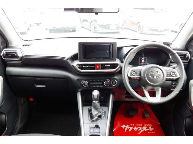 Toyota Raize 10
