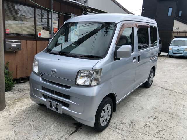 Daihatsu Hijet Cargo 10