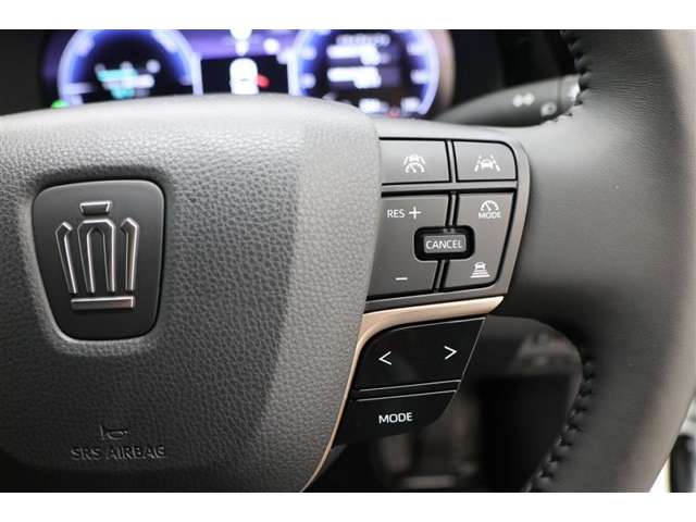 Toyota Crown Crossover 9