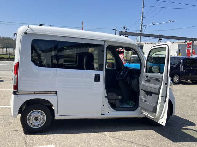 Honda N-VAN 9
