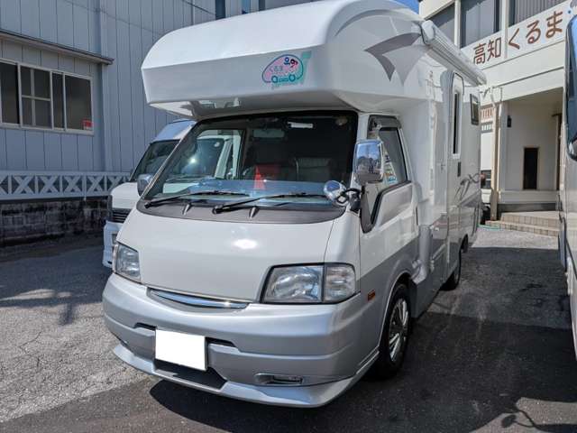 Mazda Bongo Truck 2