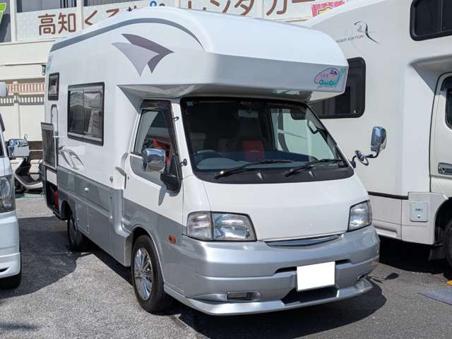 Mazda Bongo Truck 3