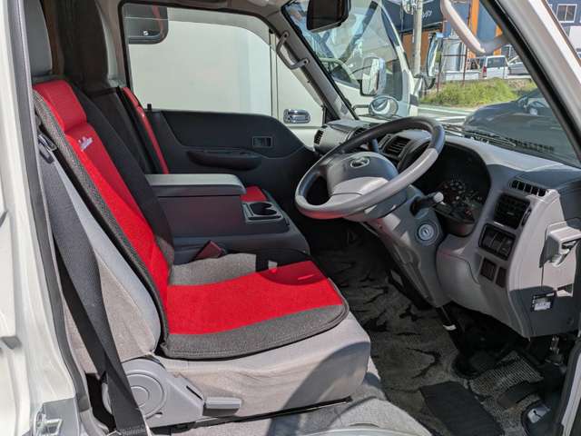 Mazda Bongo Truck 8