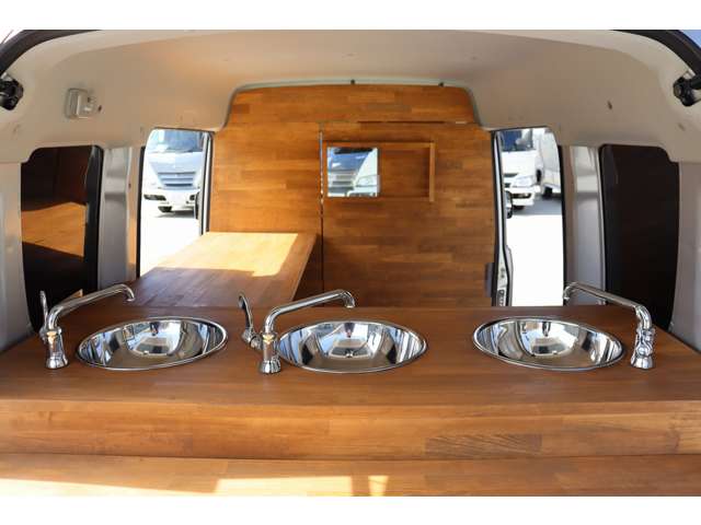Nissan NV100 Clipper 6