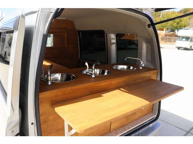 Nissan NV100 Clipper 9