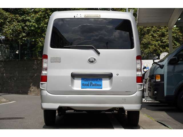 Toyota Town Ace Van 3