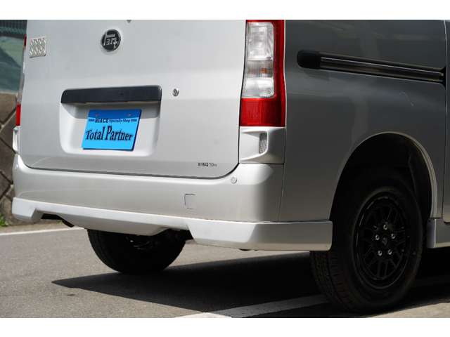Toyota Town Ace Van 8