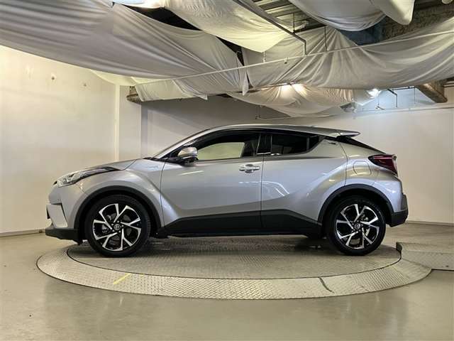 Toyota C-HR 4
