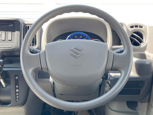 Suzuki Every 9