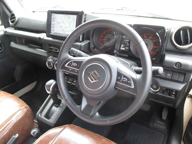 Suzuki Jimny 9