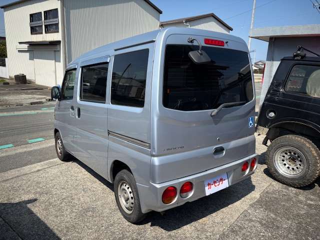 Mitsubishi Minicab Van 11