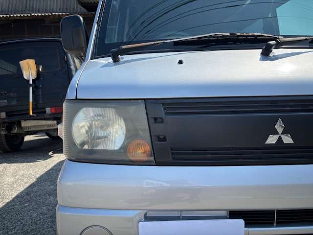 Mitsubishi Minicab Van 6