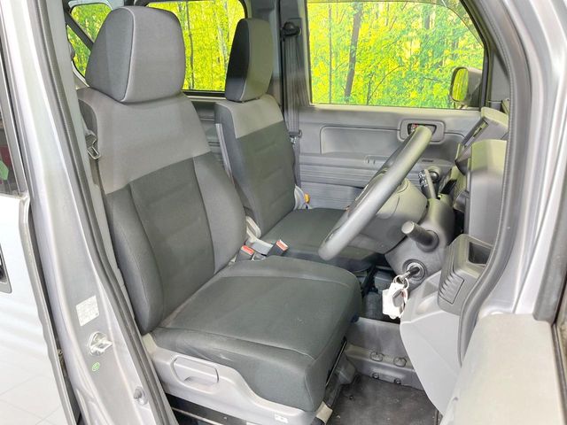 Honda N-VAN 8