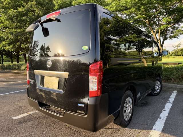 Nissan NV350 Caravan 4