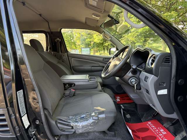 Nissan NV350 Caravan 5