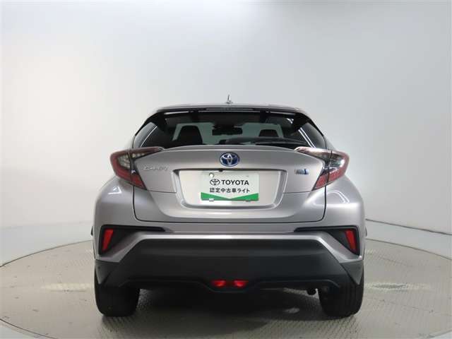 Toyota C-HR 2