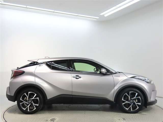 Toyota C-HR 5