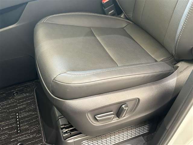 Toyota Alphard 8
