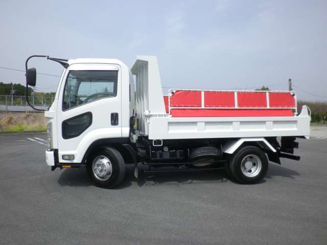 Isuzu Forward 2
