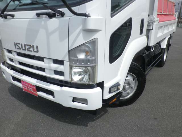 Isuzu Forward 4