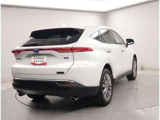 Toyota Harrier 3