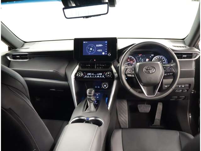 Toyota Harrier 5